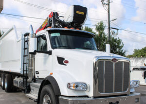 New Peterbilt 567 Grappple truck for sale with Palfinger Grapple